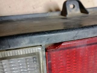 bontott MITSUBISHI L 300 Bal Hátsó Lámpa