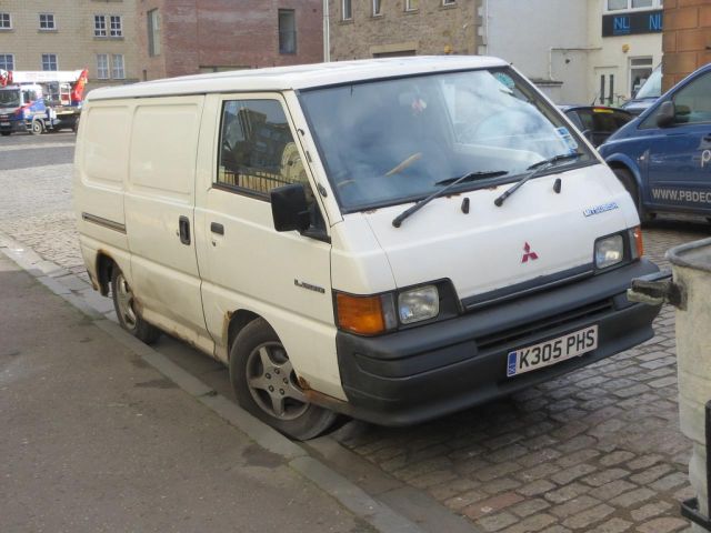 bontott MITSUBISHI L 300 Bal Visszapillantó Tükör (Mechanikus)