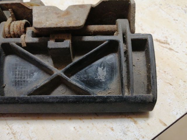 bontott MITSUBISHI L 300 Csomagtérajtó Kilincs