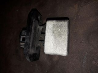 bontott MITSUBISHI L 300 Előtét Ellenállás Fűtőmotor