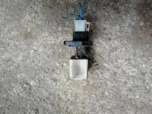 bontott MITSUBISHI L 300 Előtét Ellenállás Fűtőmotor