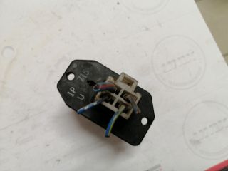 bontott MITSUBISHI L 300 Előtét Ellenállás Fűtőmotor