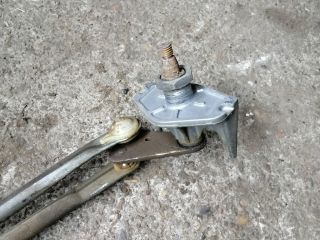 bontott MITSUBISHI L 300 Első Ablaktörlő Szerkezet