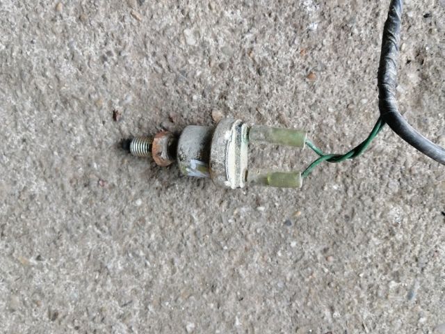 bontott MITSUBISHI L 300 Fék Pedál Kapcsoló