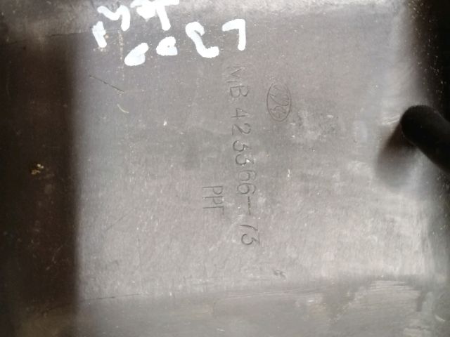 bontott MITSUBISHI L 300 Felső Kormányoszlop Burkolat