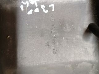 bontott MITSUBISHI L 300 Felső Kormányoszlop Burkolat