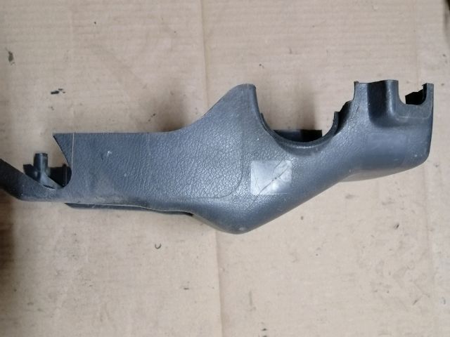 bontott MITSUBISHI L 300 Felső Kormányoszlop Burkolat