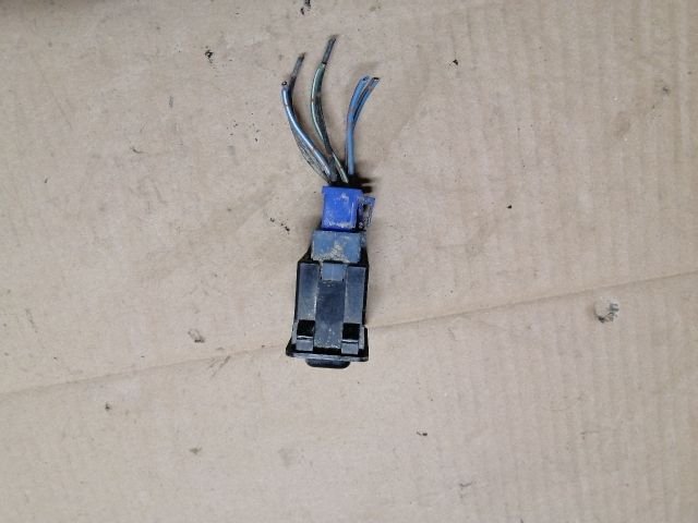 bontott MITSUBISHI L 300 Fűtéskapcsoló (manuális klímás)