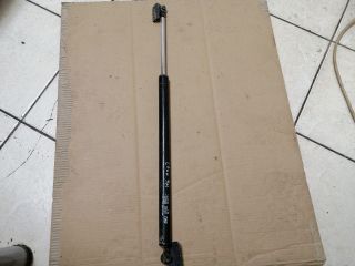 bontott MITSUBISHI L 300 Gázrugós Kitámasztó Teleszkóp Csomagtérajtó Bal