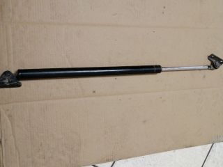 bontott MITSUBISHI L 300 Gázrugós Kitámasztó Teleszkóp Csomagtérajtó Jobb