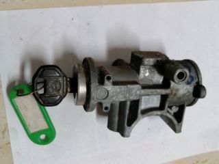 bontott MITSUBISHI L 300 Gyújtáskapcsoló Házzal