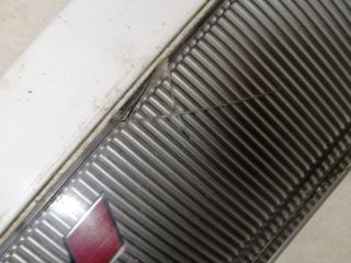 bontott MITSUBISHI L 300 Hűtőrács