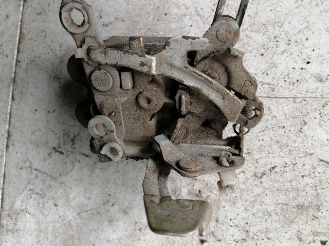 bontott MITSUBISHI L 300 Jobb első Ajtózár