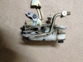 bontott MITSUBISHI L 300 Jobb első Ajtózár