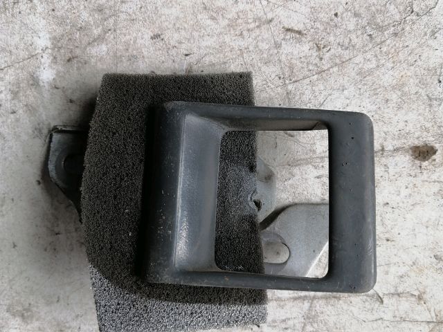 bontott MITSUBISHI L 300 Jobb első Belső Kilincs