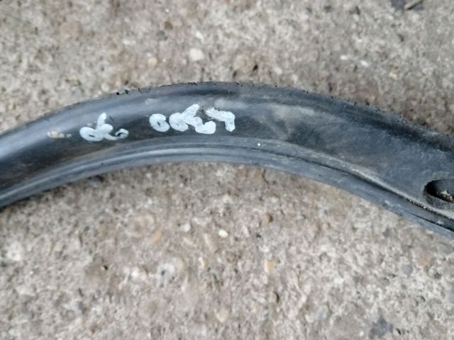 bontott MITSUBISHI L 300 Jobb első Gumikéder