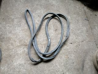 bontott MITSUBISHI L 300 Jobb első Gumikéder