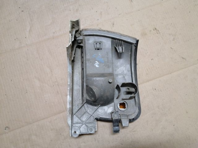 bontott MITSUBISHI L 300 Jobb első Irányjelző