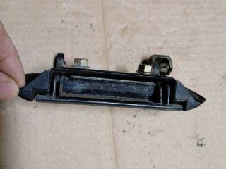 bontott MITSUBISHI L 300 Jobb első Külső Kilincs