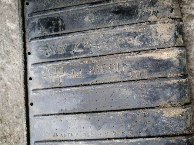 bontott MITSUBISHI L 300 Jobb Fellépő