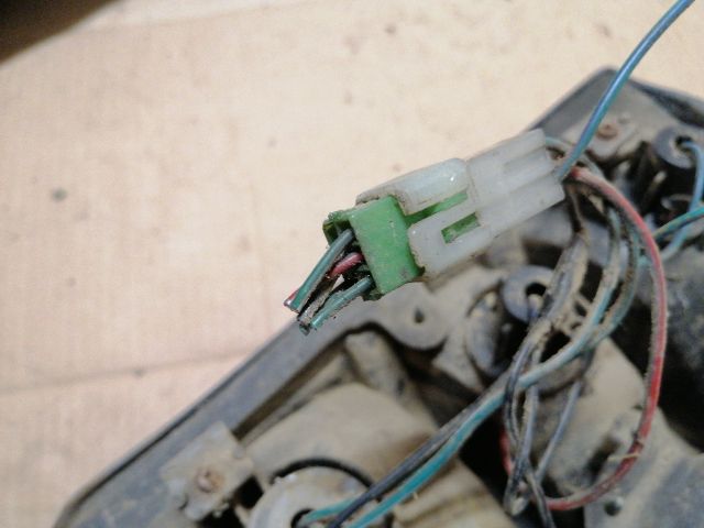 bontott MITSUBISHI L 300 Jobb Hátsó Lámpa