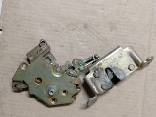 bontott MITSUBISHI L 300 Jobb hátsó Tolóajtó Ajtónyitó Szerkezet