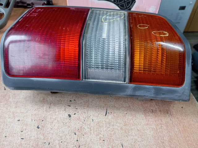 bontott MITSUBISHI L 300 Jobb Külső Hátsó Lámpa