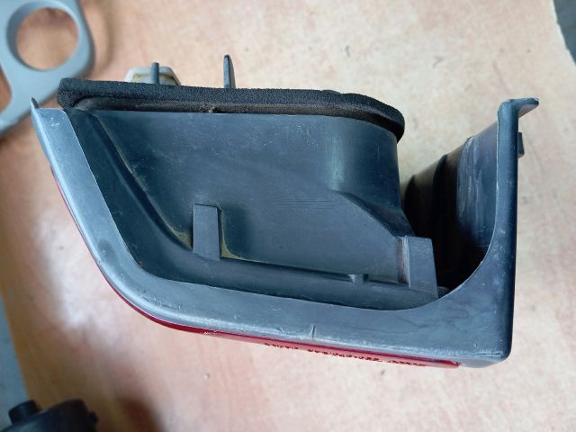 bontott MITSUBISHI L 300 Jobb Külső Hátsó Lámpa