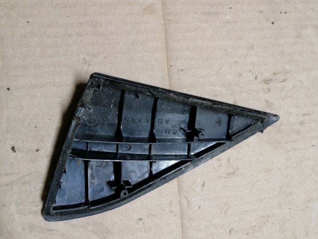 bontott MITSUBISHI L 300 Jobb Visszapillantó Tükör Előtti Burkolat