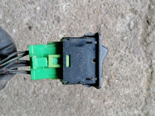 bontott MITSUBISHI L 300 Kapcsoló (Magában)