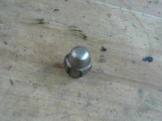 bontott MITSUBISHI L 300 Kerék Csavar Szett