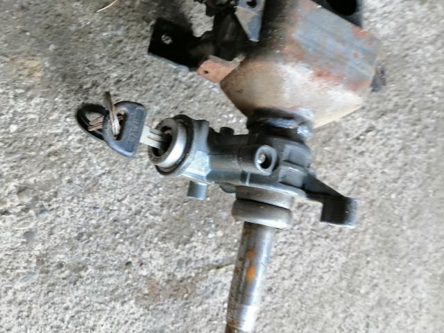 bontott MITSUBISHI L 300 Kormányoszlop Kormányzárral