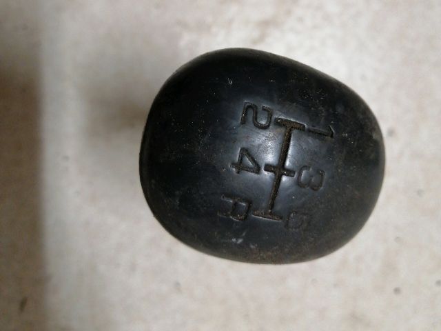 bontott MITSUBISHI L 300 Váltógomb