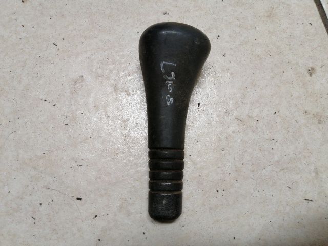 bontott MITSUBISHI L 300 Váltógomb