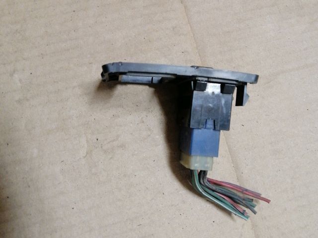 bontott MITSUBISHI L 300 Vészvillogó Kapcsoló