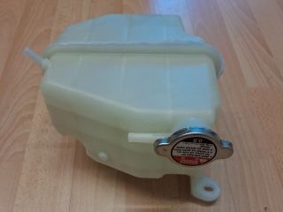 bontott MITSUBISHI L 400 Kiegyenlítő Tartály