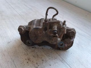 bontott MITSUBISHI L 400 Bal első Féknyereg Munkahengerrel