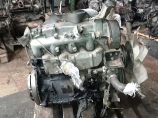 bontott MITSUBISHI L 400 Motor (Fűzött blokk hengerfejjel)