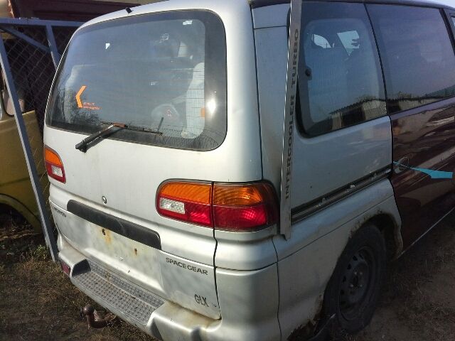 bontott MITSUBISHI L 400 Bal első Ajtó (Üres lemez)