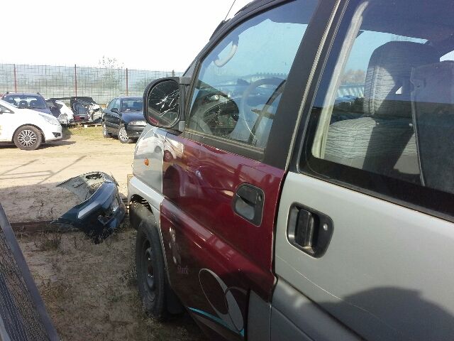 bontott MITSUBISHI L 400 Bal első Ajtó (Üres lemez)