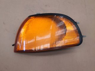 bontott MITSUBISHI L 400 Bal első Irányjelző