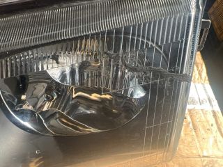 bontott MITSUBISHI L 400 Bal Fényszóró