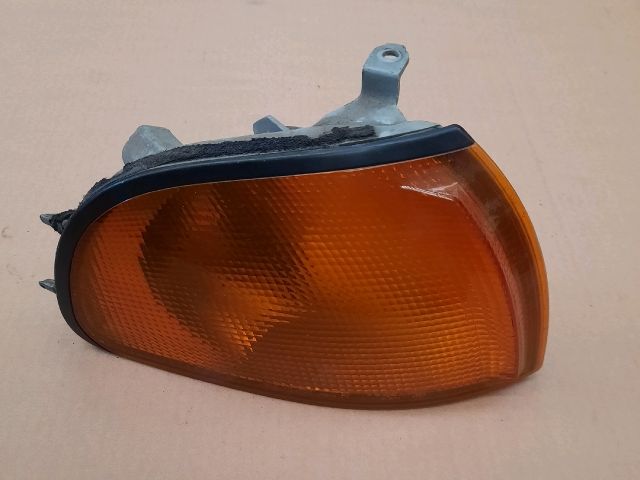 bontott MITSUBISHI L 400 Jobb első Irányjelző