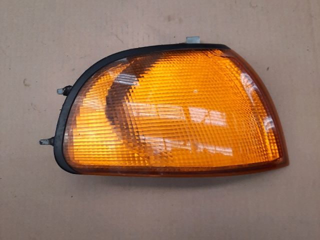 bontott MITSUBISHI L 400 Jobb első Irányjelző