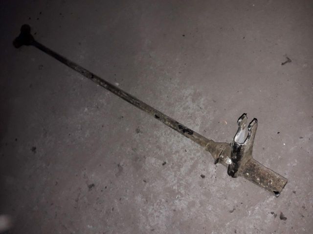 bontott MITSUBISHI L 400 Jobb első Torziós Rúd