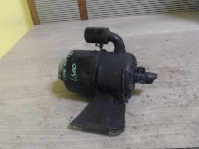 bontott MITSUBISHI L 400 Szervóolaj Tartály