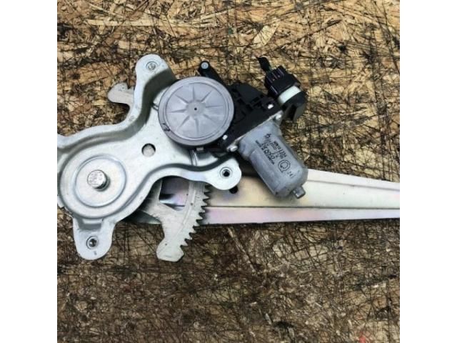 bontott MITSUBISHI L200 Bal hátsó Ablakemelő Szerkezet (Elektromos)