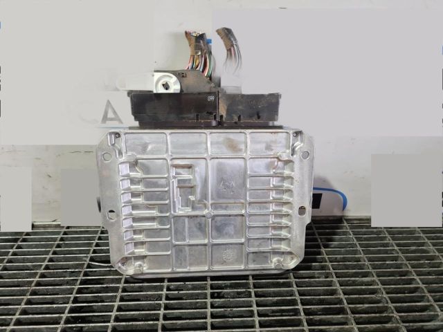 bontott MITSUBISHI L200 Motorvezérlő