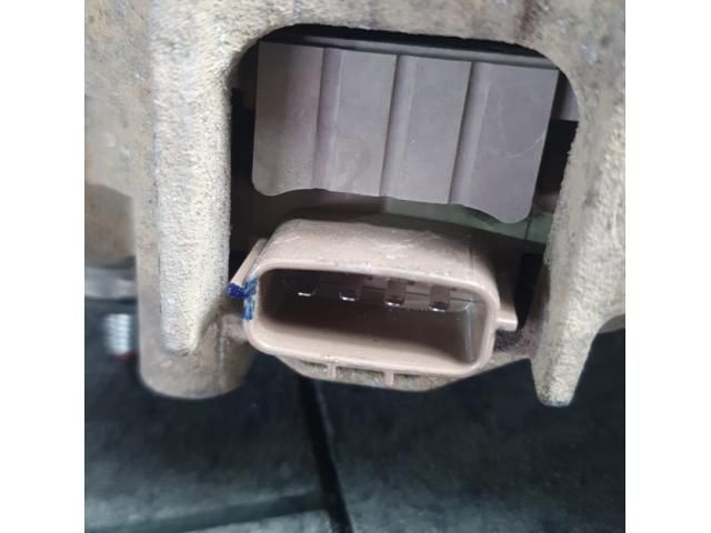 bontott MITSUBISHI L200 Generátor