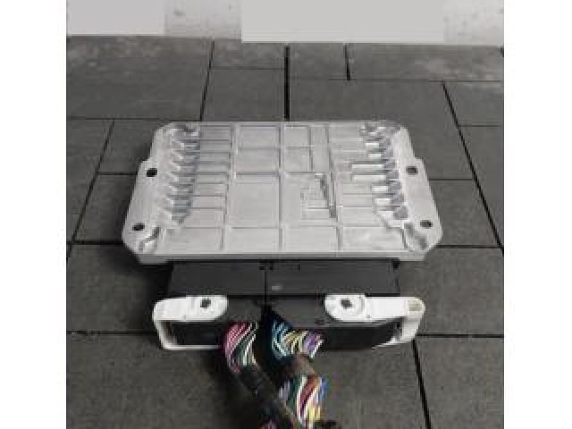 bontott MITSUBISHI L200 Motorvezérlő